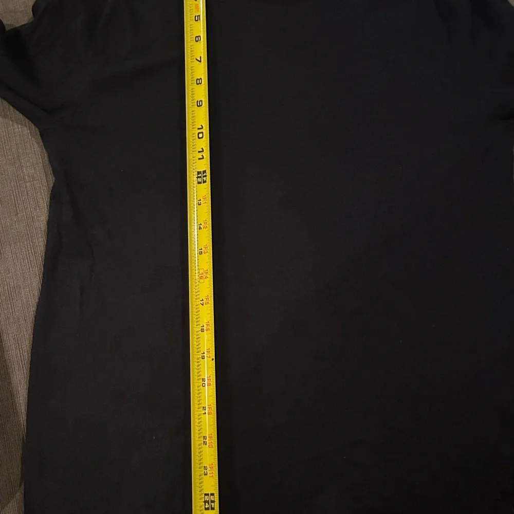 THEORY Black Crewneck Sweater Cashmere Silk S NWOT